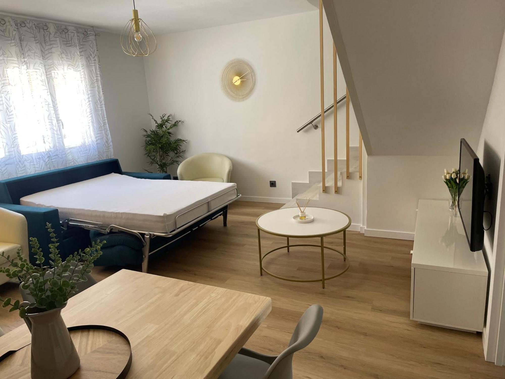 Bulevar Suite Nava de la Asuncion Exterior photo